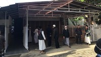 Jenazah Ameer Azzikra kemudian disemayamkan di rumah duka di kawasan Sentul, Bogor, Jawa Barat. Foto: Hanif Hawari/detikcom
