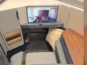 Kata Pramugari, Taktik Penumpang Upgrade First Class Tak Pernah Berhasil