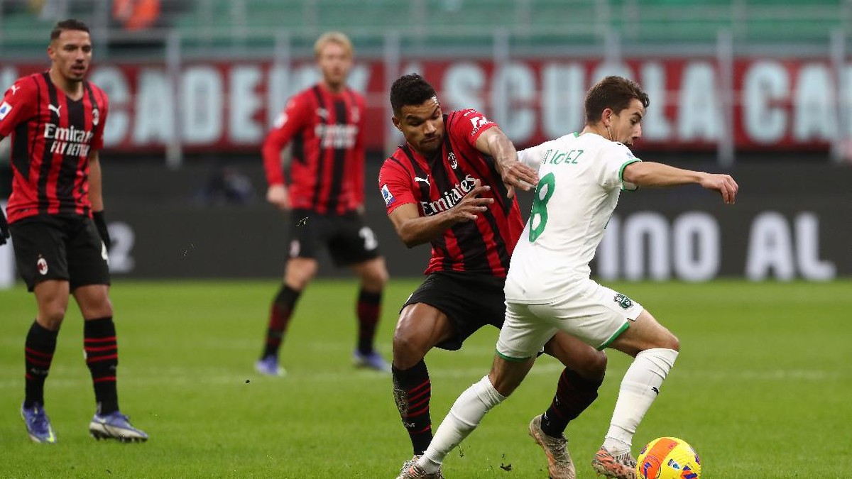 AC Milan sudah mulai terseok-seok. (Foto: Getty Images/Marco Luzzani)