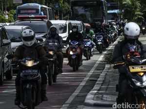 Jakarta Sekarang Macet Banget, Ini Penyebabnya