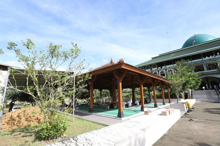 Makam Ameer Azzikra Makam Ameer Azzikra