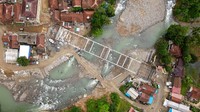 Jembatan Ciberang merupakan jembatan utama untuk ke TNGHS dan menuju kawasan masyarakat adat Citorek. Di sana juga ada daerah wisata negeri di atas awan. Dinas Pekerjaan Umum dan Perumahan Rakyat (PUPR) mentargetkan Jembatan CIberang bisa rampung Desember bulan depan. Dari situ kemudian akan berlanjut pembangunan ke Ciberang-Gunung Luhur.