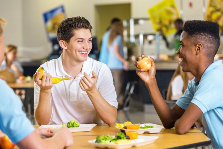 Kelaparan! Siswa Ini Pukul Guru yang Masih Mengajar saat Istirahat Makan Siang