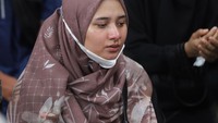 Nadzira Shafa berusaha untuk ikhlas melepas kepergian Ameer Azzikra. Foto: Palevi/detikcom