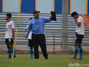 Iwan Setiawan dan Didik Ludianto Pamit, Persela Buru Pelatih Baru