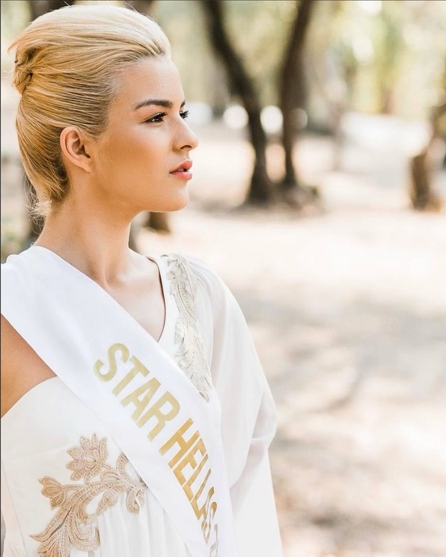 Padahal menurut organisasi Miss Universe Yunani, Rafaela Plastira bukanlah pemenang tahun ini. Sejak awal, menurut pihak Miss Universe Yunani, Rafaela tak pernah dipilih sebagai wakil Yunani di Miss Universe 2021. Perwakilan Yunani di Miss Universe 2021 adalah runner up Miss Universe Yunani 2021 yaitu Sofia Arapogianni. Foto: Dok. Instagram @plastira_rafaela