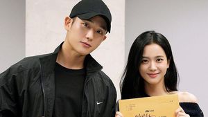 Potret Jung Hae In-Jisoo BLACKPINK Baca Naskah Snowdrop