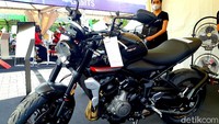 Ini dia moge teranyar Triumph untuk para konsumen Indonesia yang debut di IAM x IIMS Motobike Show 2021. Foto: Ridwan Arifin