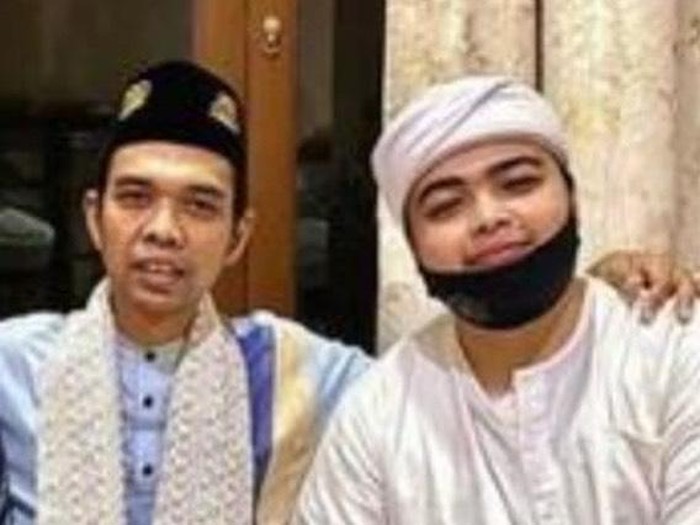 Ustaz Abdul Somad (UAS) berdukacita atas wafatnya putra almarhum KH Arifin Ilham, Ameer Azzikra.