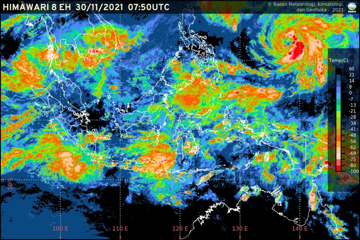 BMKG memantau pertumbuhan Siklon Tropis Nyatoh di sebelah utara Papua. (dok BMKG)
