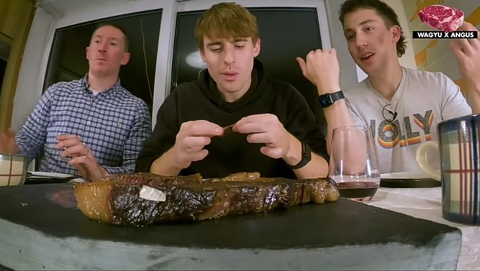 Demi Cicip Steak Terenak, YouTuber Ini Rela Jauh-Jauh ke Skotlandia