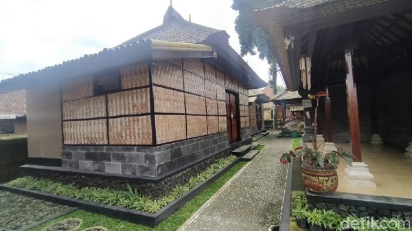 Ada homestay yang disediakan untuk wisatawan menginap. Mungkin ini bisa jadi cara untuk traveler merasakan bagaimana adat dan budaya Bali diterapkan. (Tasya Khairally/detikcom)