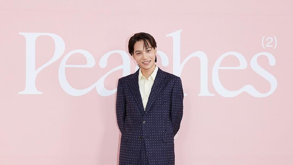 Penampilan Keren Kai EXO saat Jumpa Pers Peaches