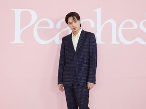 Sisi Manis dan Romantis KAI EXO di Comeback Peaches