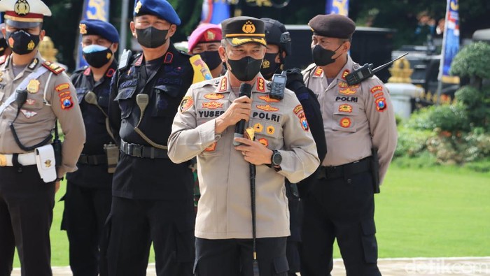 Kapolrestabes Surabaya Kombes Akhmad Yusep Gunawan