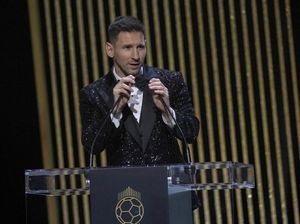Messi: Lewandowski Harusnya Dapat Ballon dOr 2020