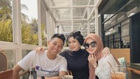 Selain itu, Marissya Icha juga sering mengunggah tentang kesehariannya, termasuk saat kulineran hingga traveling. Foto: Instagram @marissyaicha