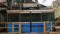 Bagi karyawan PT Freeport Indonesia yang bekerja di bagian High Land pasti akrab dengan kereta gantung yang satu ini.