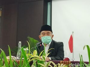 Menko PMK Koordinasikan BNPB-3 Kementerian Segera Bantu Korban Erupsi Semeru