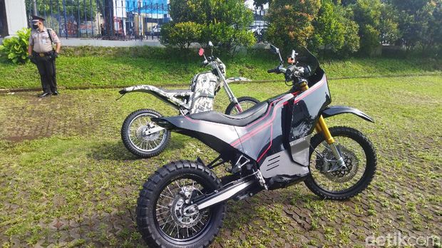 Motor Listrik Khusus Militer