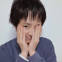 “Ini pasti untuk project terbaru!! Aku sangat penasaran tapi apapun itu aku sangat menantikannya,” “Drama baru?! Film baru?! Tapi tetap saja kamu sangat cantik,” “Wah! Aku benar-benar berharap ini untuk drama atau film baru!” komentar sejumlah fans di bawah unggahan Song Ji Hyo. Foto: dok. Instagram my_songjihyo