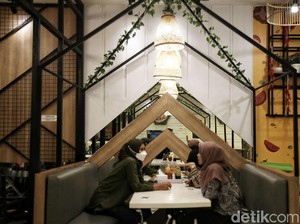PPKM Level 1 Seluruh Jawa Bali, Resto-Kafe Boleh Buka Sampai Pukul 02.00