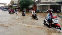 Tanggul Sungai Dawe Jebol, Mejobo Kudus Kebanjiran