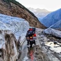 Bagi kamu yang suka berpetualang dengan menggunakan kendaraan pribadi, Alfi pun memberikan tipsnya. Jangan takut untuk travelling ke luar negeri pakai kendaraan pribadi. Untuk urusan di border setiap negara tidak terlalu susah jika semua dokumen lengkap kok, tutupnya. Foto: Dok. pribadi Alfi.