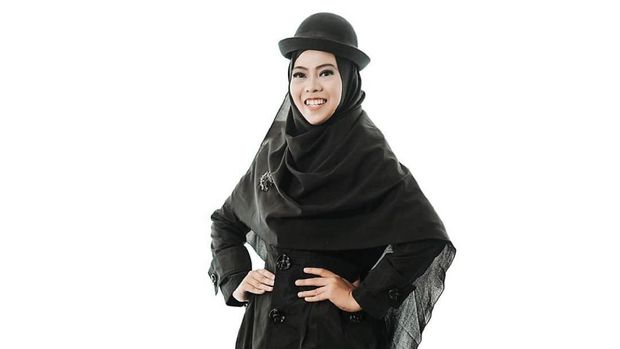 Annisa Febby, desainer kostum nasional unik untuk finalis kontes kecantikan