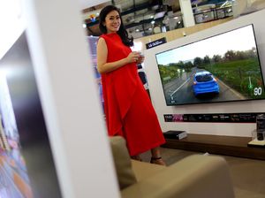 Asyiknya Main Game di TV OLED dari LG