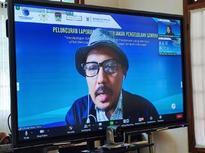 Bupati Ipuk Paparkan Pengelolaan Sampah Laut di Forum Kemenkomarves