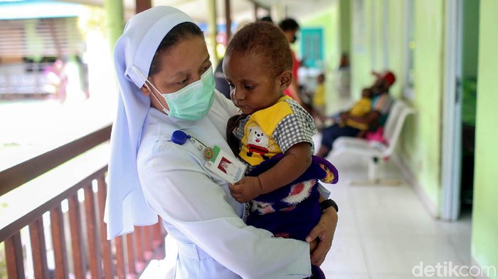 Rumah Sakit Mitra Masyarakat di Timika bekerjasama dengan PT Freeport Indonesia dalam memberikan pelayanan gratis kepada 7 suka yang terdampak operasi tambang.