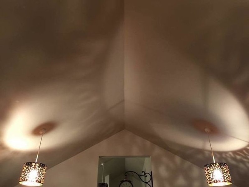 fotoinet desain hotel yang aneh