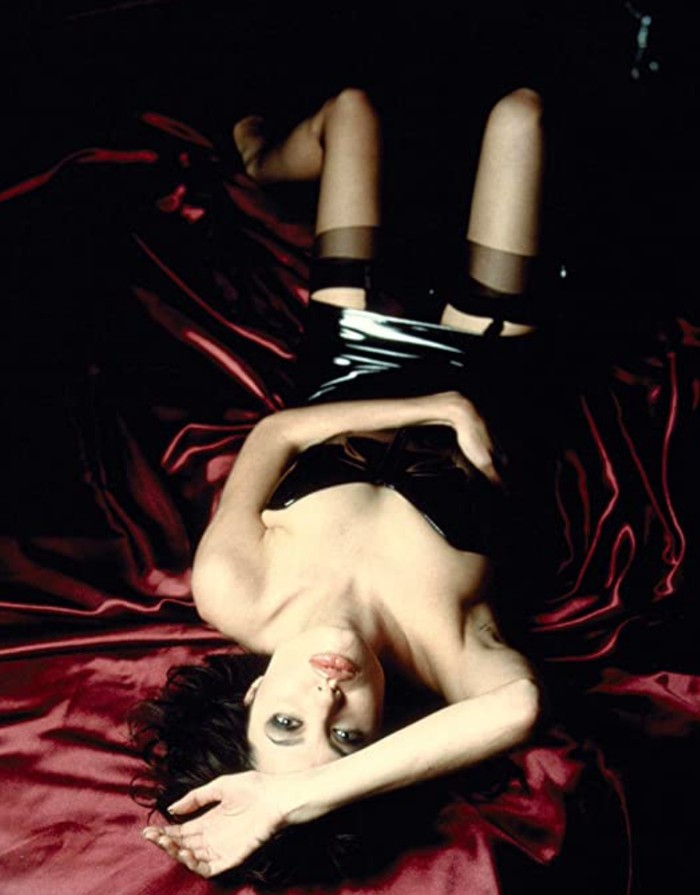 Gia Angelina Jolie kala tampil di film Gia (1998).