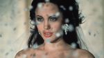 Kala Angelina Jolie Jadi Penyuka Sesama Jenis, Pecandu dan Idap HIV di Gia