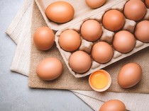 Benarkah Telur Tidak Boleh Dicuci Sebelum Disimpan? Ini Fakta dan Dampaknya