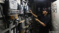 Saat ini total kapasitas pembangkit listrik terpasang sebesar 63,3 gigawatt (GW). Sesuai dengan Rencana Usaha Penyediaan Tenaga Listrik (RUPTL) 2021 - 2030 yang disahkan pemerintah, hingga 2030 mendatang ada tambahan pembangkit lagi sebesar 40,6 GW.