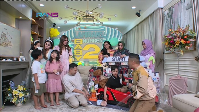 Raffi Ahmad dan Nagita Slavina Nagita Slavina melahirkan anak kedua