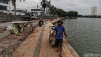 Jalur lari yang ada di Danau Sunter akan dibangun sepanjang 1 kilometer.
