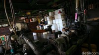 Hal ini dilakukan karena harga minyak goreng curah sangat bergantung dengan pergerakan crude palm oil (CPO).