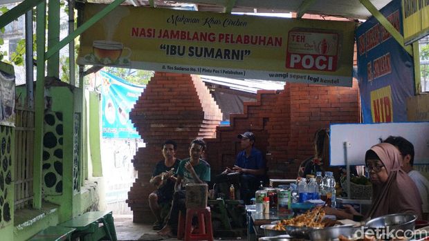 Nasi Jamblang Pelabuhan