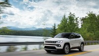 Model ini kemungkinan besar diposisikan antara Jeep Compass dan Jeep Renegade. Foto: Dok. DAS Indonesia Motor