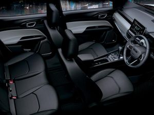 New Jeep Compass Punya 5 Tempat Duduk, Kapan Versi 7-Seater Dibawa ke RI?