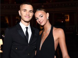 8 Potret Mesra Romeo Beckham dan Pacar yang Baru Go Public di Karpet Merah
