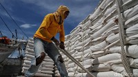 Perlu diketahui bekerja sebagai buruh kasar memiliki resiko yang besar karena tidak memiliki jaminan kesehatan, sosial dan gaji tetap.