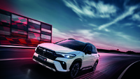 Yang berbeda pada Toyota Corolla Cross GR Sport ini tentunya pada tampilannya. Bodykit Toyota Corolla Cross GR Sport di Thailand ini persis seperti Corolla Cross GR Sport yang sebelumnya meluncur di Taiwan pada September 2021. Foto: Dok. Toyota Thailand