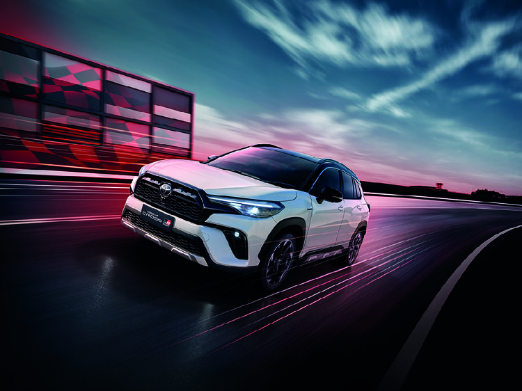 Toyota Corolla Cross GR Sport Lebih Sporty, Harga Rp 500 Jutaan
