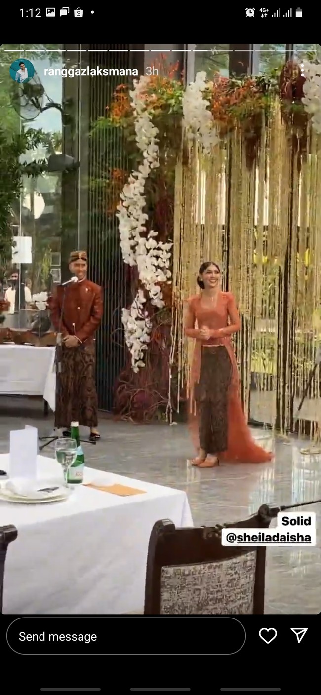 Kini, pasangan artis tersebut meresmikan lamaran mereka melalui prosesi adat jawa. Foto: dok. Instagram Ranggazlaksmana