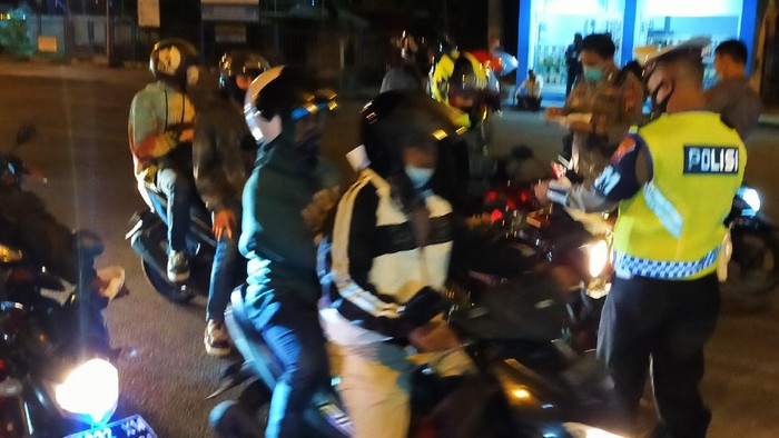 Banyuwangi Waspadai Virus Omicron, Semua Aktivitas Hari Natal dan Tahun Baru Dibatasi