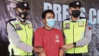 Fendi ditangkap berdasarkan laporan salah seorang korban. Korban melapor tanggal 30 November 2021.